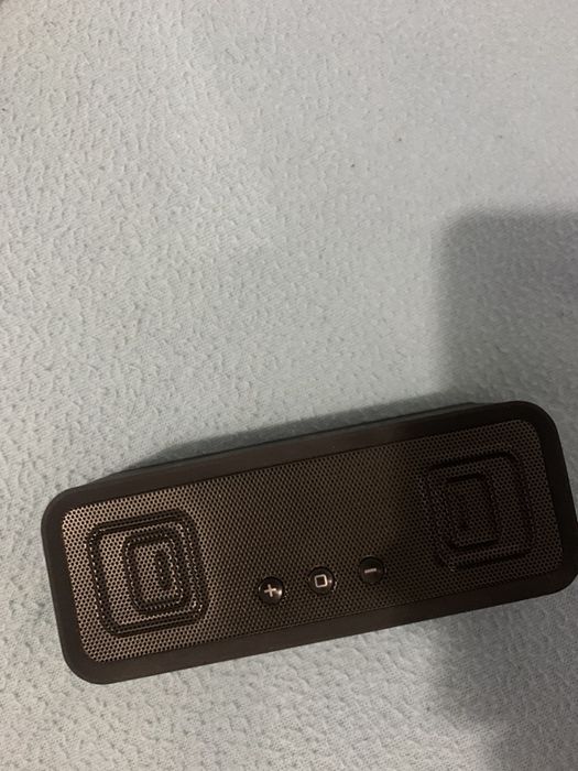 Coluna portatil com caixa e estojo