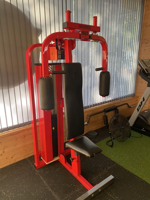 Peck Fly - paramount