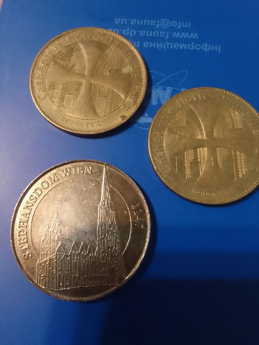 Монеты жетоны франции