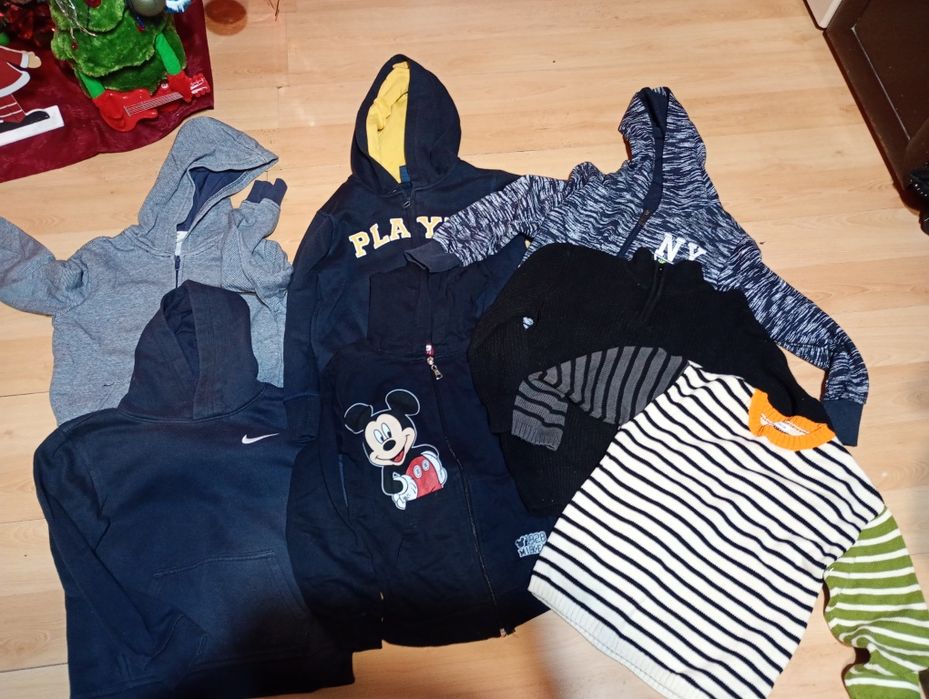 Ubrania chłopięce 128