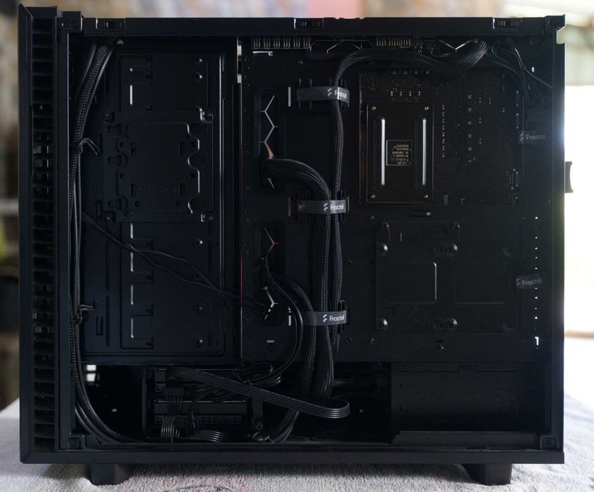 Workstation Edição Vídeo | Ryzen 9 3900X | 64GB RAM | 9TB | RTX 2060