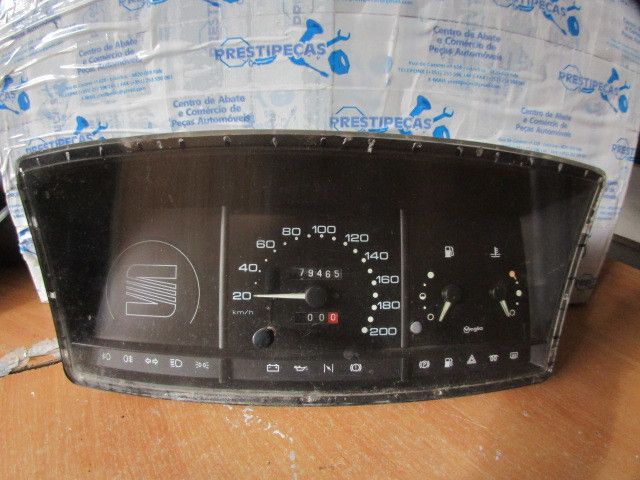 Quadrante / painel de instrumentos SEAT Ibiza I (021A)