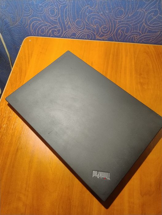 Гарний thinkpad t480 FHD i7-8550u  8gb DDR4 128gb SSD ноутбук
