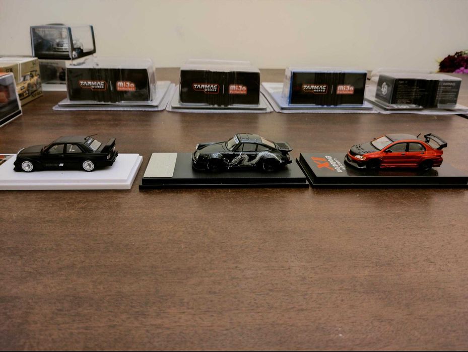 Coleção Pessoal Diecast Escala 1:64 (Tarmac, Pop Race, Inno64, MiniGT)
