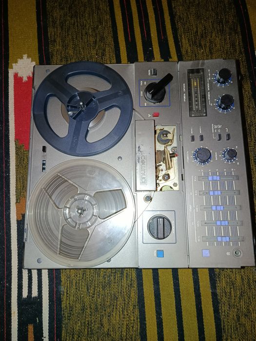 Магнітофон катушечний