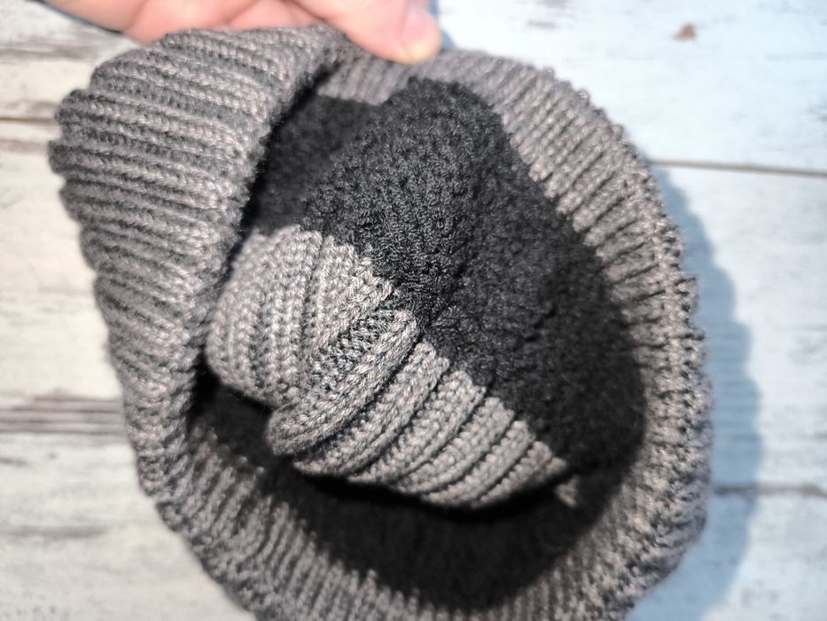 Короткі шапки біні, докер