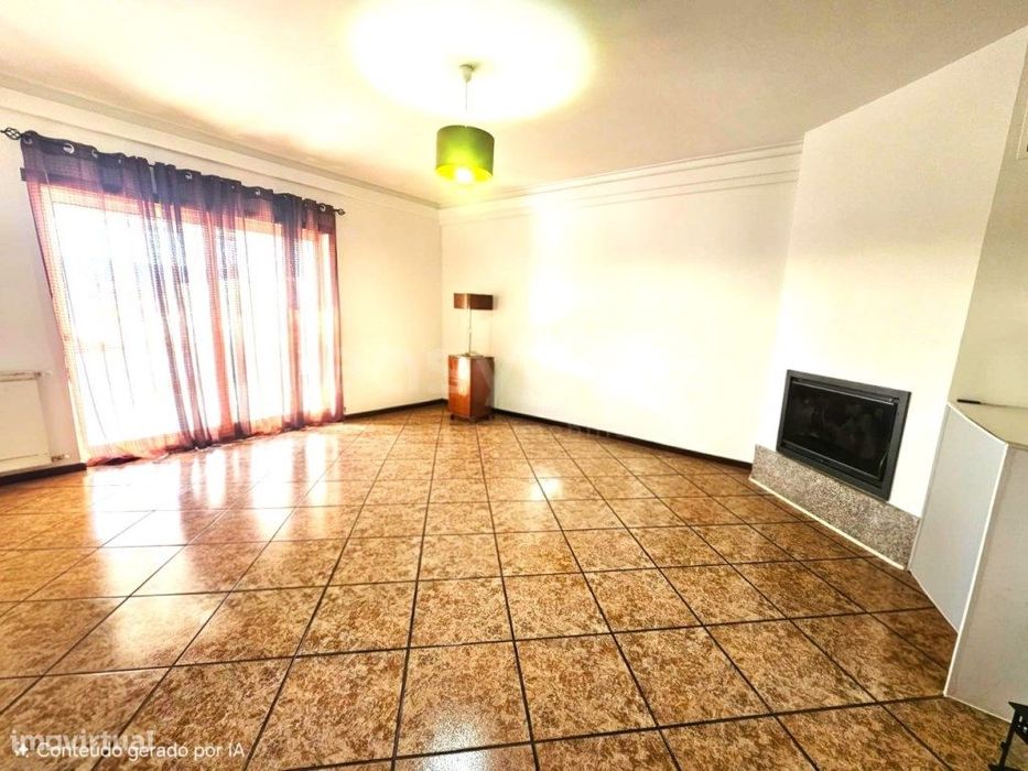 Apartamento T3 Duplex com Terraço, localizado em Abraveses — Abraveses, Viseu