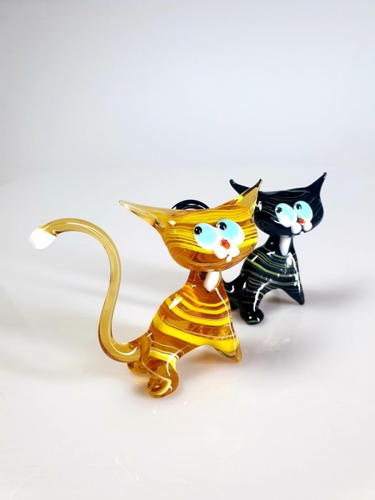 Szklane Koty Pasiaczki w duecie