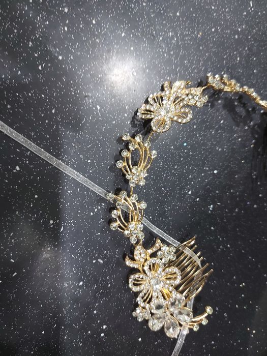 Piekna upibka do włosów