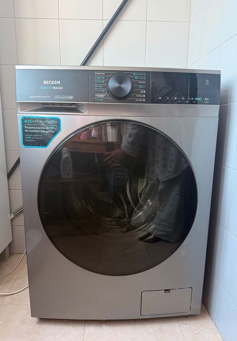 Máquina de lavar roupa BECKEN