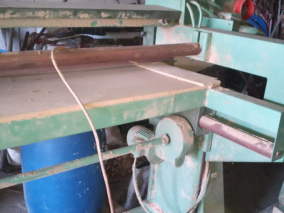 Lixadeira de cinta para carpintaria ou serralharia