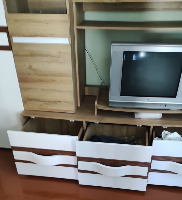 Стінка у вітальню