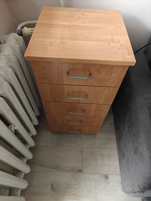 Komoda z szufladami 40 cm