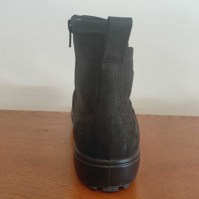 Botins ecco cor preto