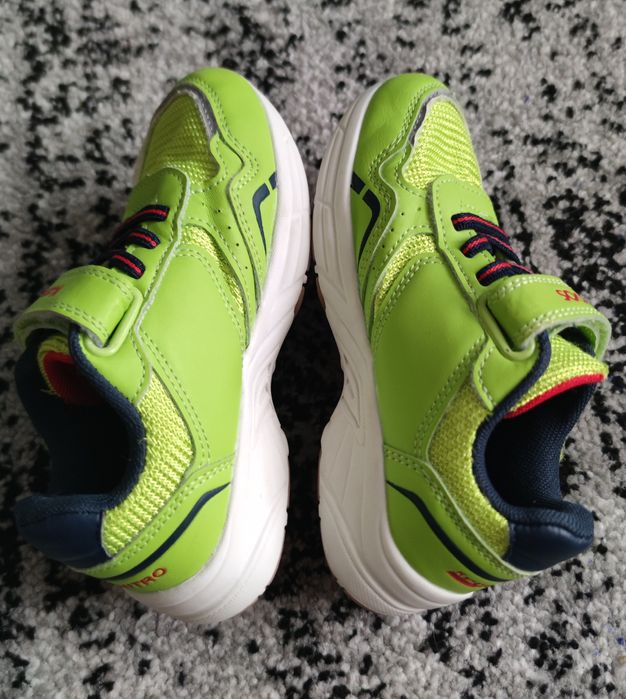 Kangaroos 18918-7022 k-ni keno ev — якість, комфорт та сучасний дизайн