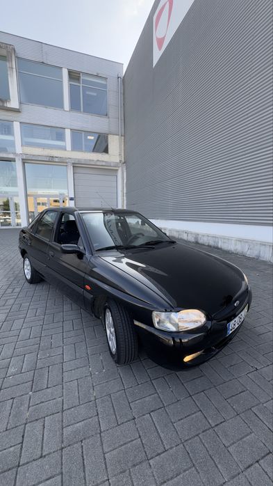 Ford Escort 1.9 TD (Único Dono)
