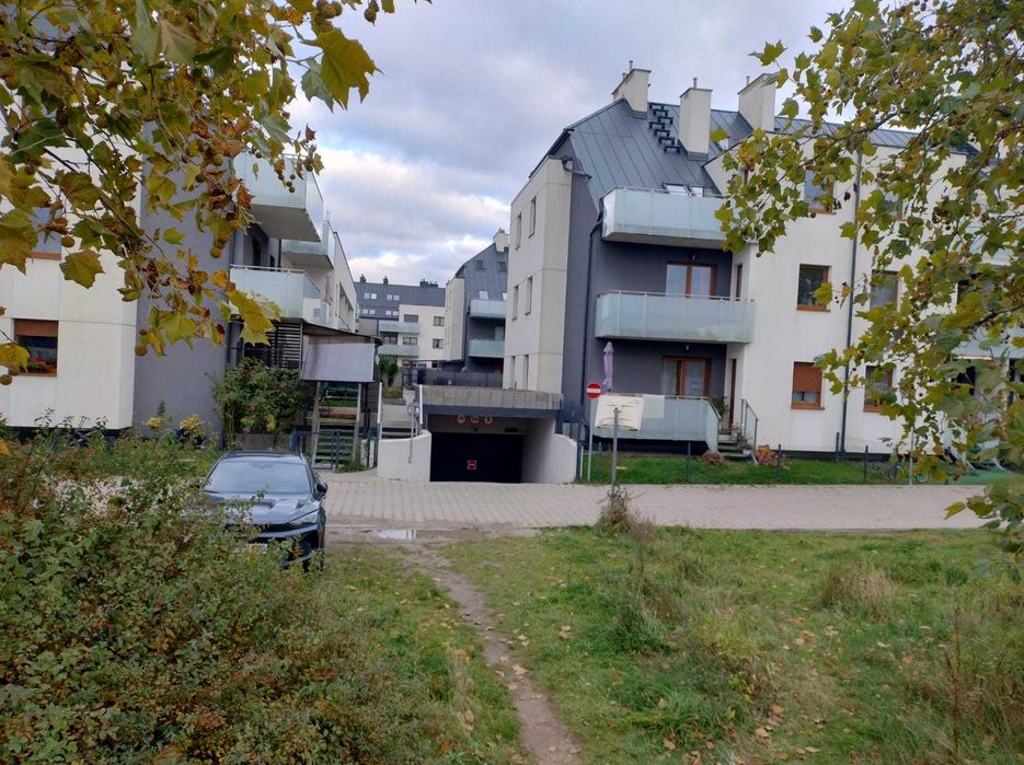 Sprzedam MP naprzeciw CH N-Park Maślice