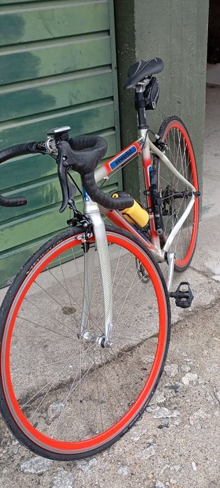 Vendo bicicleta de pista300€