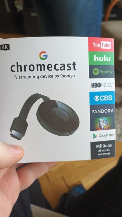 Chromecast tvstreming dwvice by Google