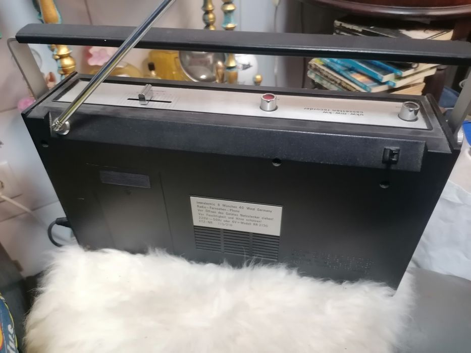 Rádio cassetes Intel, Germany