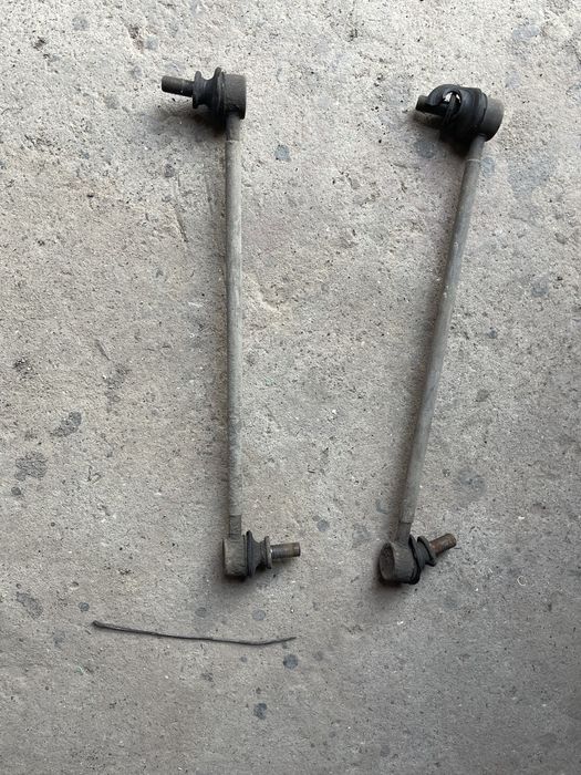 Шарові опори, тяги, рульові накінечники та інше ходової RAV 4