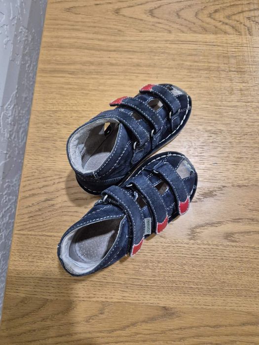 Buty rehabilitacyjno profilaktyczne  Danielki rozmiar 24