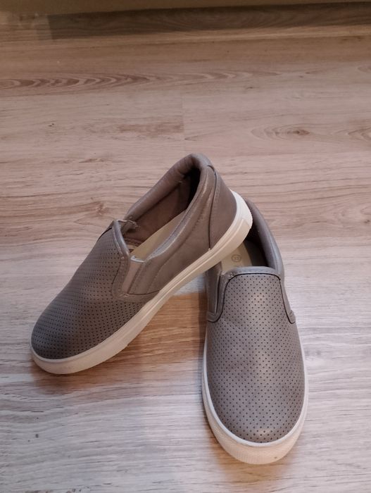 Trampki chłopięce 32 wiosna lato
