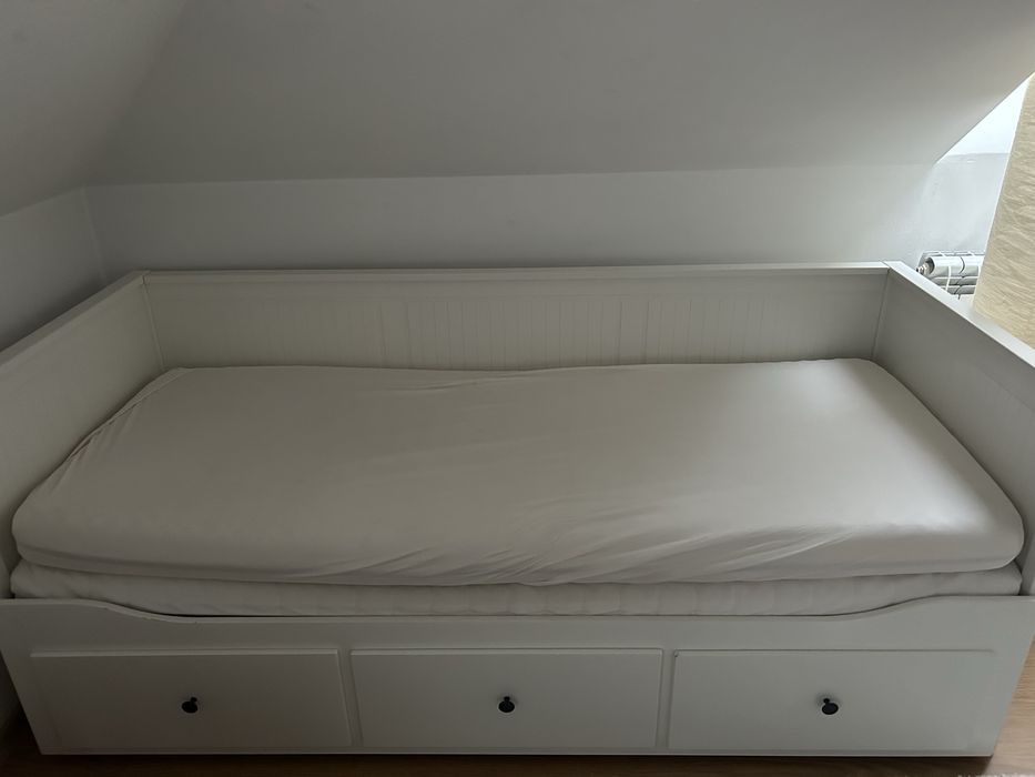 białe łóżko ikea