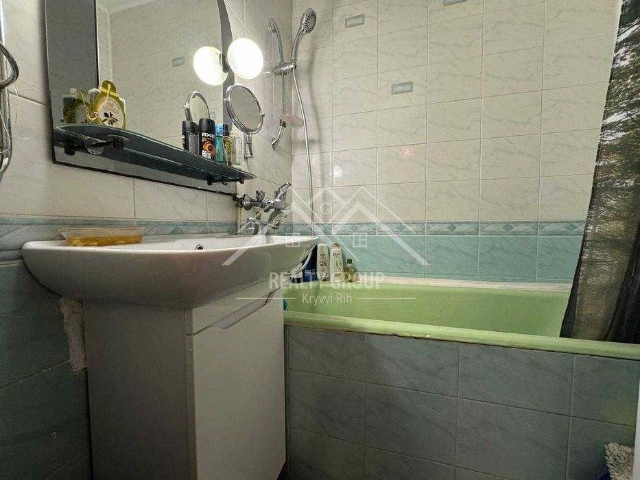 Продаж 3к квартири у центрі міста , вул Українська 5