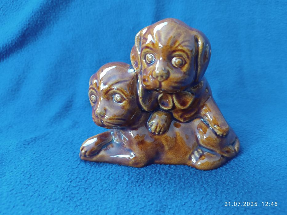 Figurka pieski ceramika prl