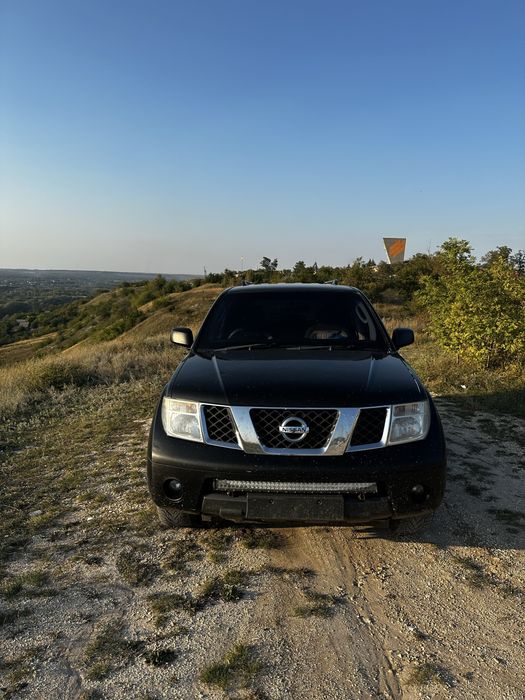 Продам Nissan Pathfinder в дуже доброму стані