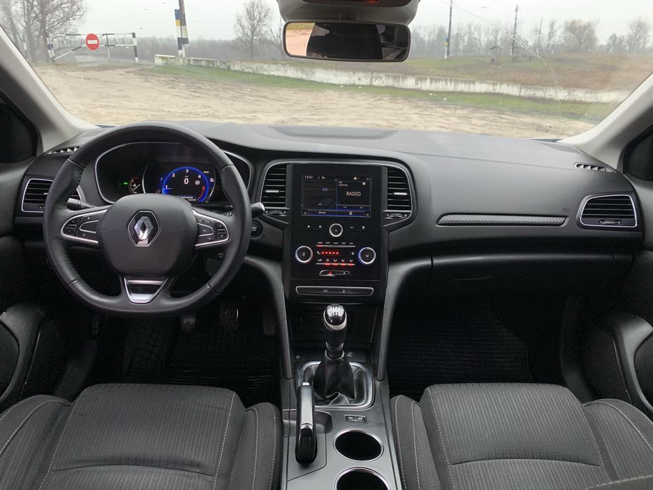 Продается Рено Меган 4 1.5 диз мех 6