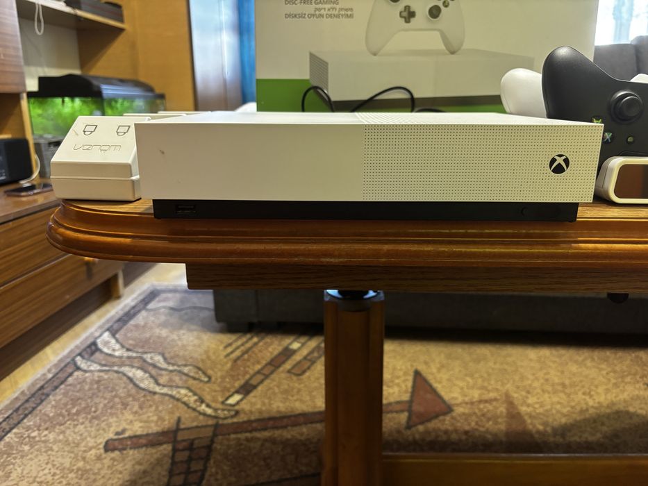 Xbox one s 1TB all digital