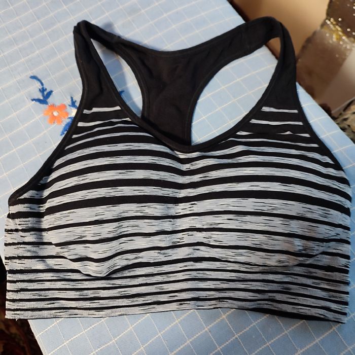 Топы для занятий фитнес