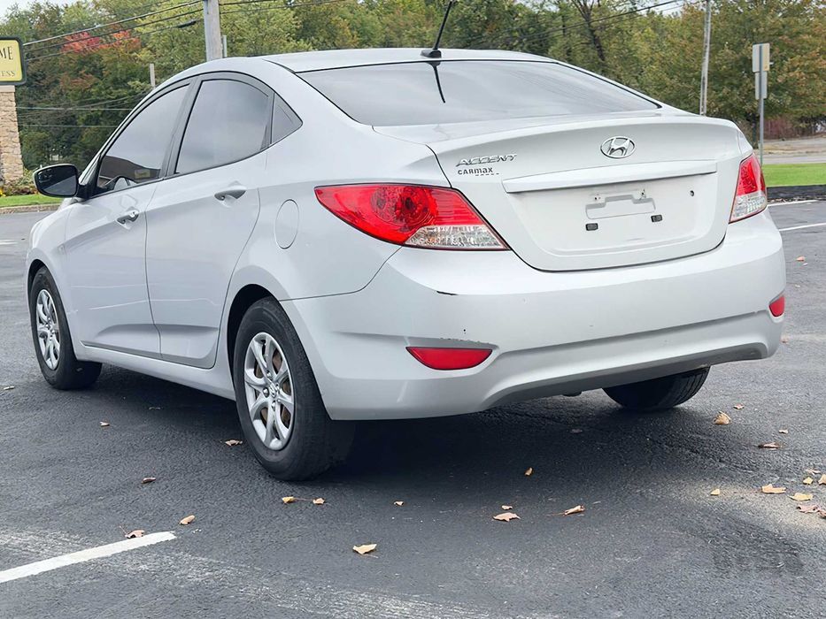Hyundai Accent      2015