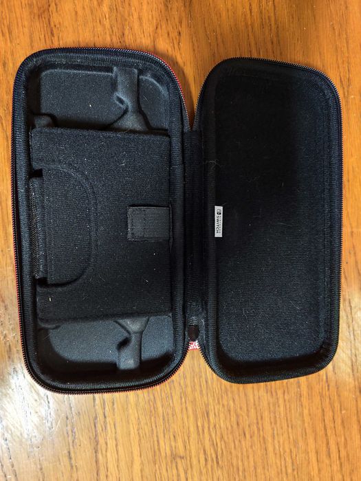 Nintendo Switch OLED (desbloqueada) + cartão 512GB + Acessórios