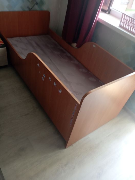 продам ліжко дитяче