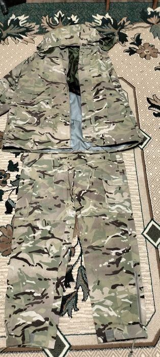 Військова форма одяг