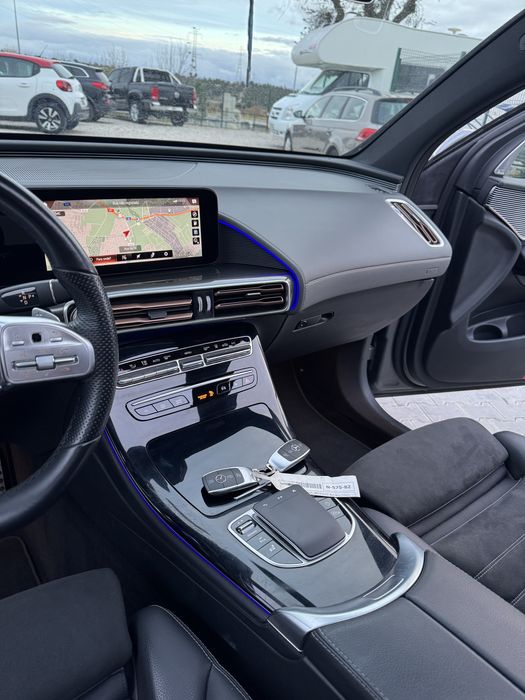 Mercedes-Benz EQC 400 AMG Line 4MATIC | Setembro 2021 | IVA Dedutível