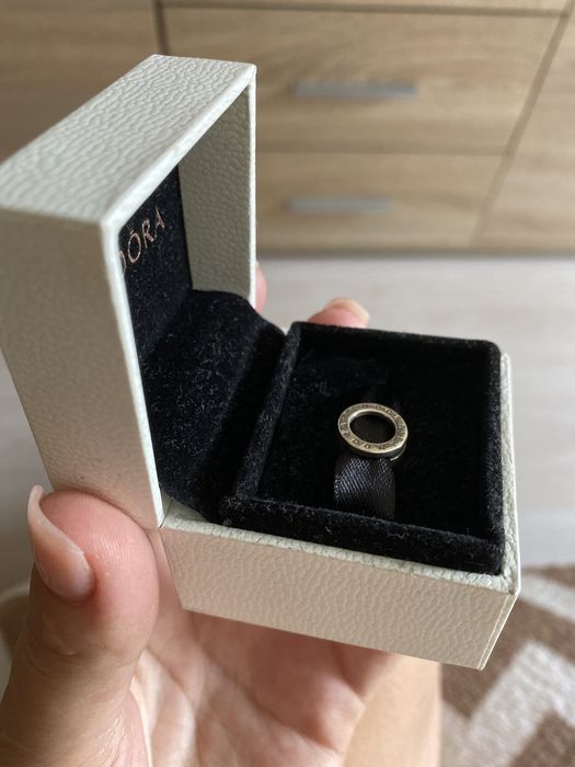 Продам шарм Пандора