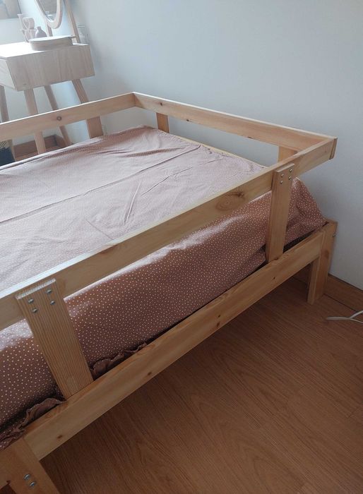 Cama individual de criança+capa edredon