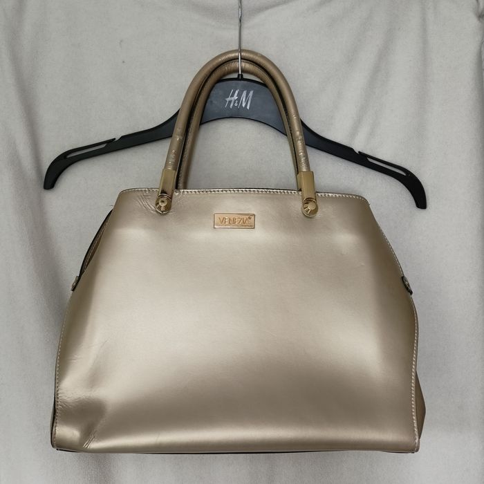 Złota torebka Venezia