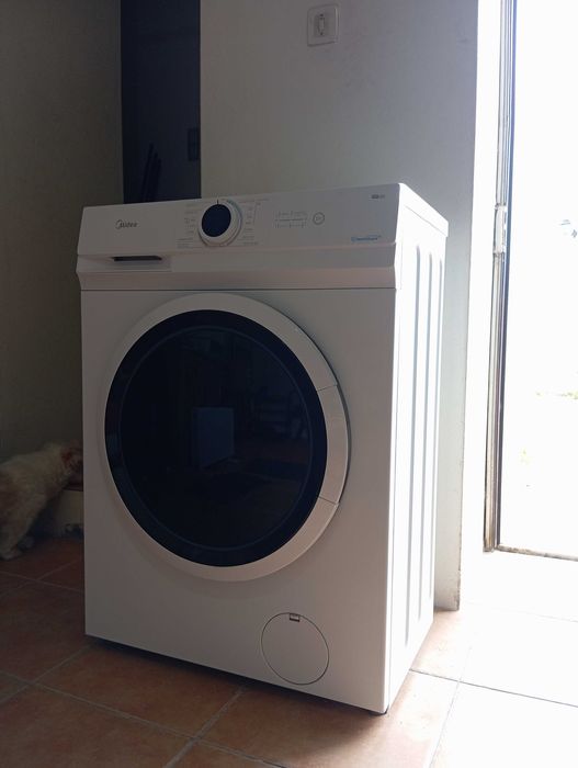 Máquina de Lavar Roupa Midea 6kg – Excelente Estado