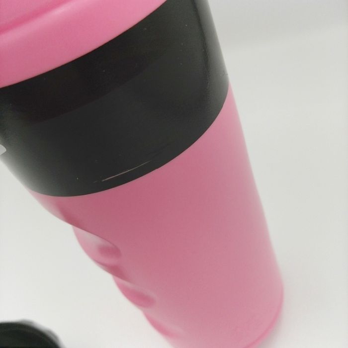 Różowy bidon 950 ml