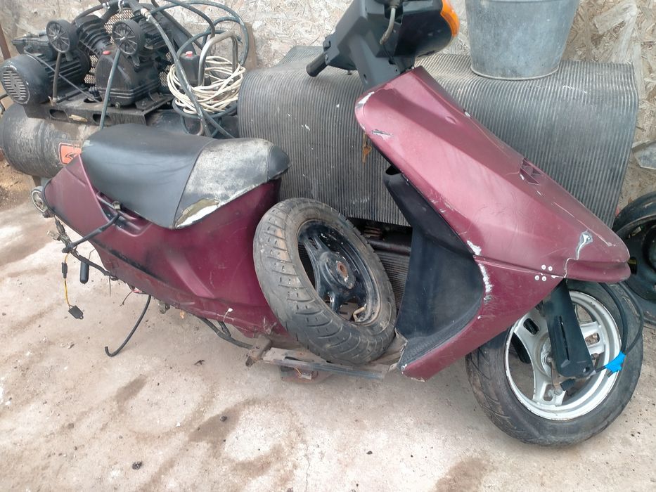 Скутер розобран продам