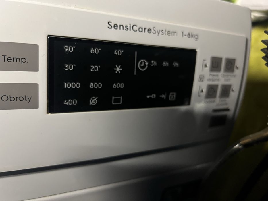 Pralka na części Electrolux SensiCare 600 EW6S0506OP