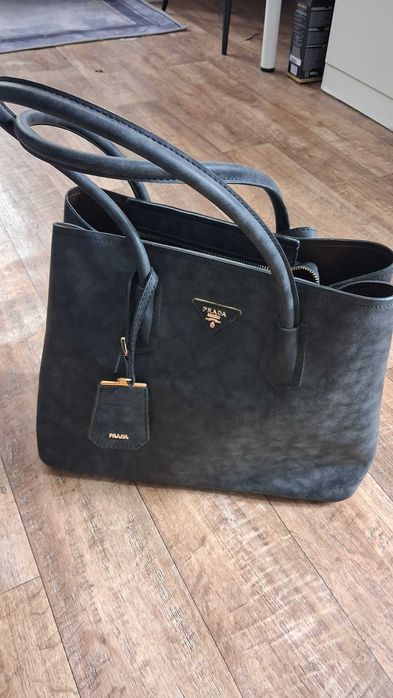 Prada Milano torebka