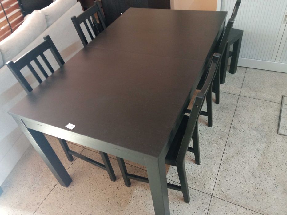 Mesa de sala + 4 cadeiras