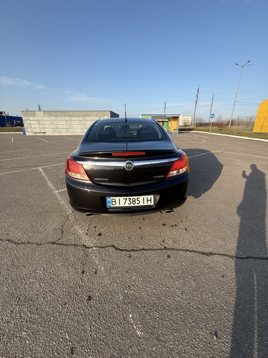 Опель инсигния 2009