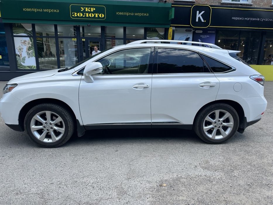 Лексус RX350 2011 рік випуску